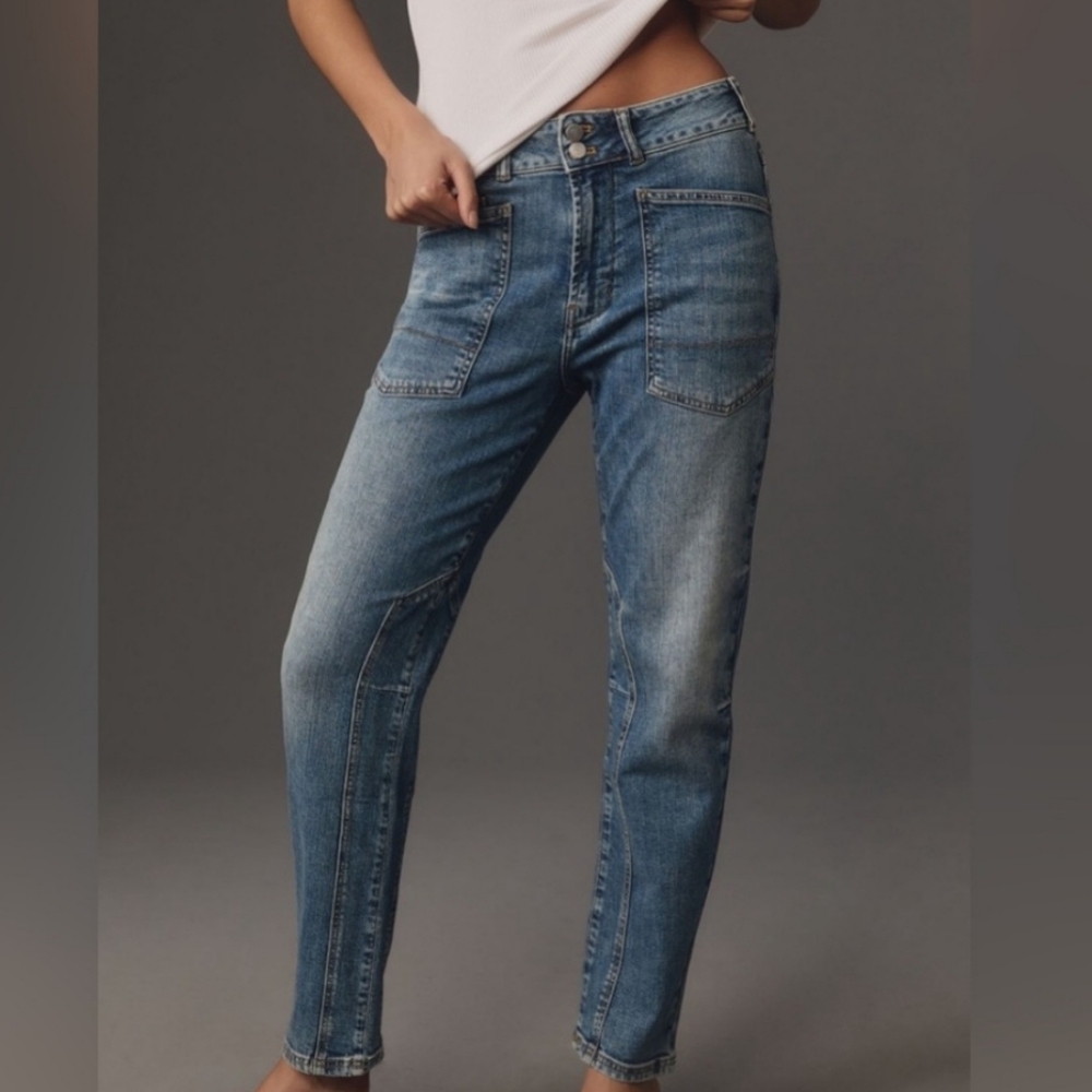 PILCRO Anthropologie Wanderer Mid-Rise Relaxed Leg Jeans Patch Pockets 28